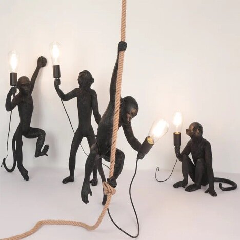 Pendul Monkey Black, 1 surse de iluminare